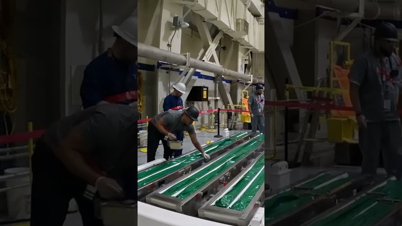How do we refuel a nuclear reactor?