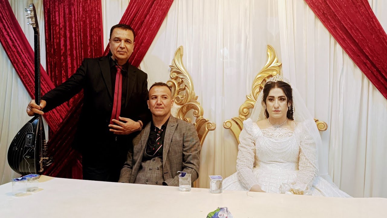 فنان احمد غمكين اورك عزالدين غمكين حفلة عدنان بوراز ....رقم 1..