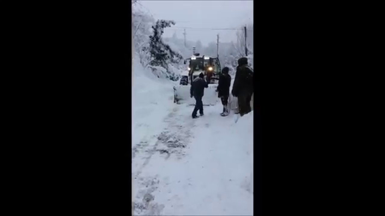 Tekke Köyünde Karlı yollar