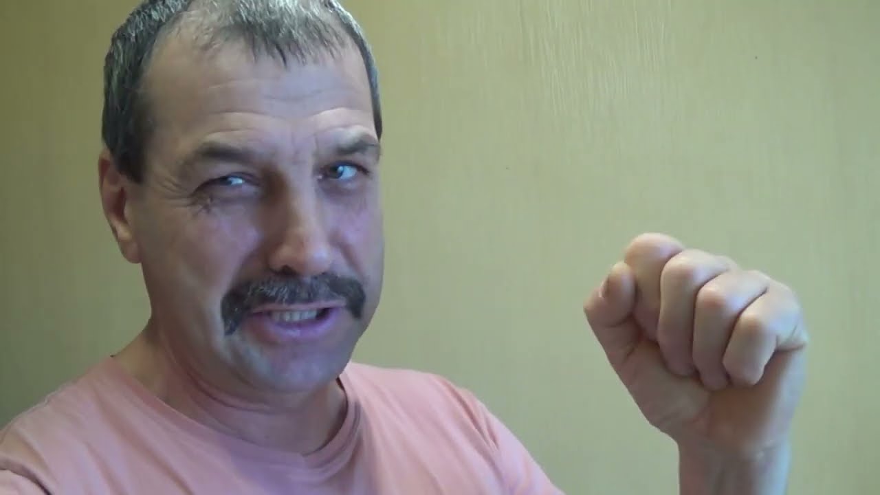 Порибачили, а тепер закриваем рибу в банки, дуже смачна! mp4
