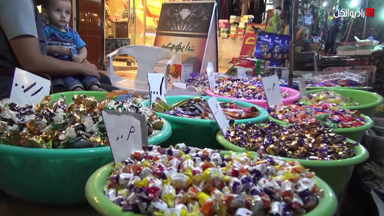 تحضيرات لقدوم العيد في أسواق مدينة #الدانا بريف إدلب الشمالي