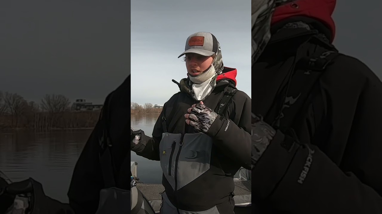 How to catch more walleyes using a Jig & Plastic in cold water🎣 #deadlycombo #openwaterfishing
