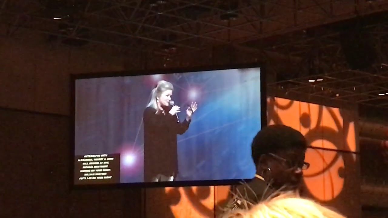Kate Mulgrew on Relationship with Winrich Kolbe - 2019 Star Trek Convention