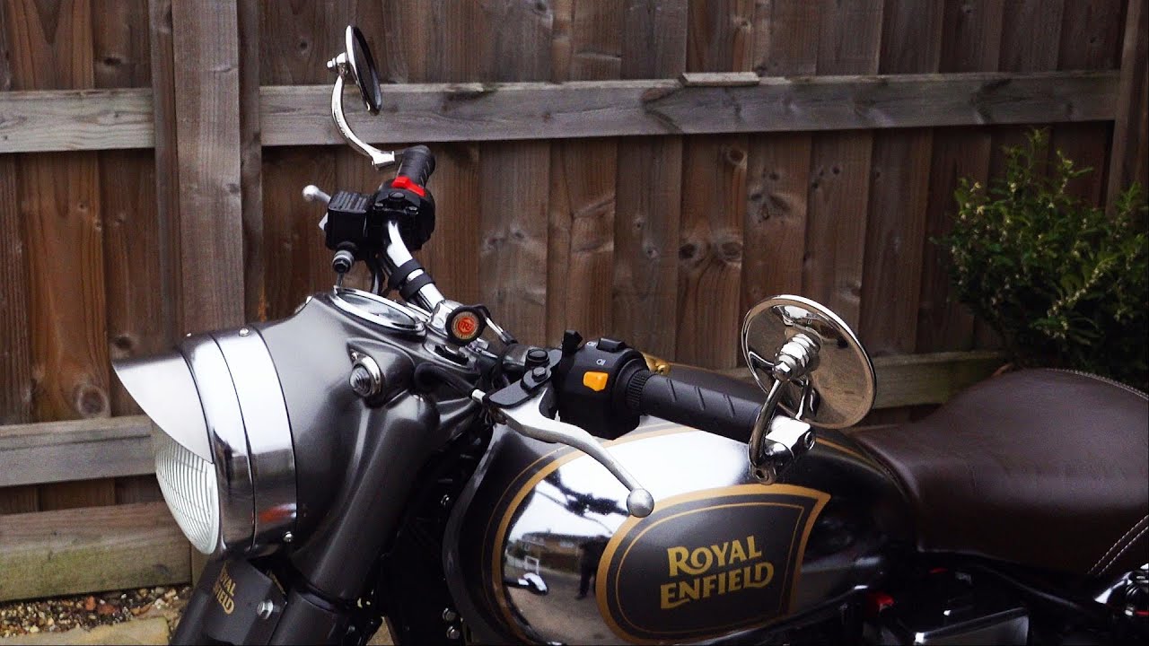 Royal Enfield Classic 500 Chrome, made in England, Heirloom bar end mirrors & mirror delete Plugs!