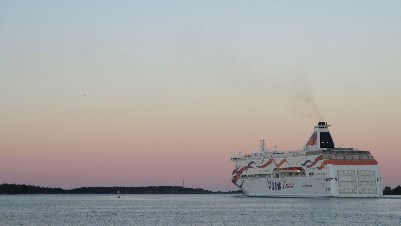 Early Mariehamn Timelapse (Silja Serenade, Gabriella and Baltic Queen)
