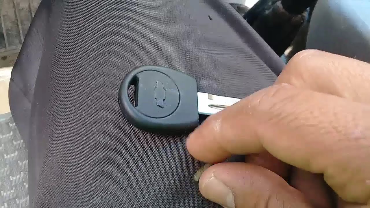 Duplicado de llave Pontiac Matiz 2004 Programacion de llave con chip Matiz 2004 SBB
