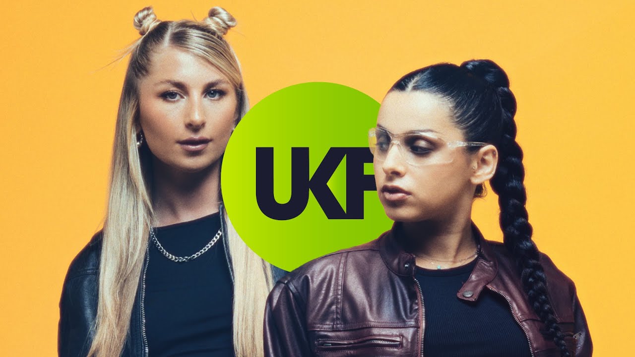 Lens & Emily Makis - Danger Zone