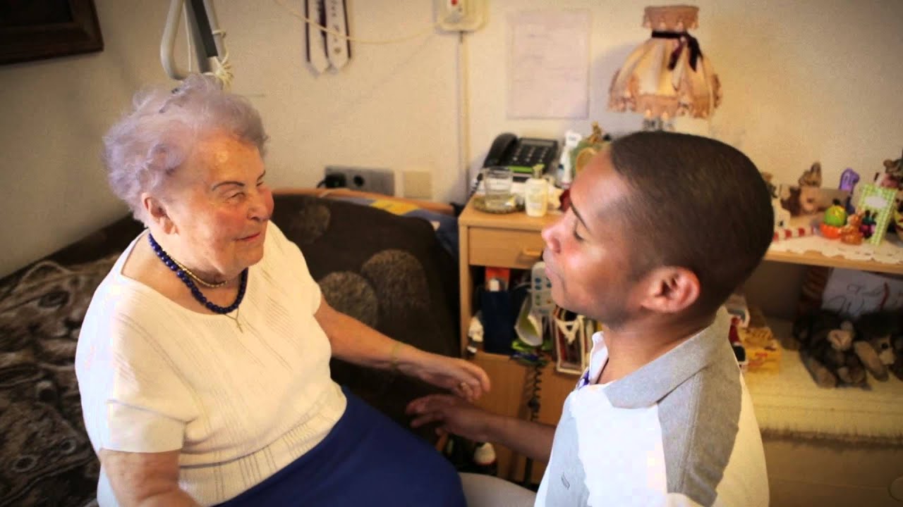 Altenpflegeausbildung bei der Caritas Altenhilfe GGmbH