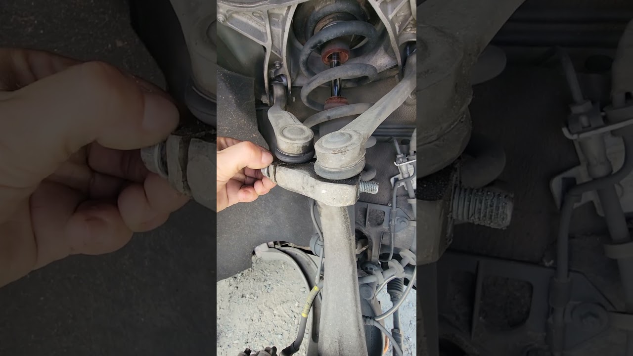 Audi Q5 2013 2.0L Upper Control Arm Replacement. (PINCH BOLT)