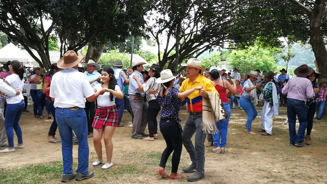 VIRGINIA ROCHA EN EL LLANERO FACULTO  2018