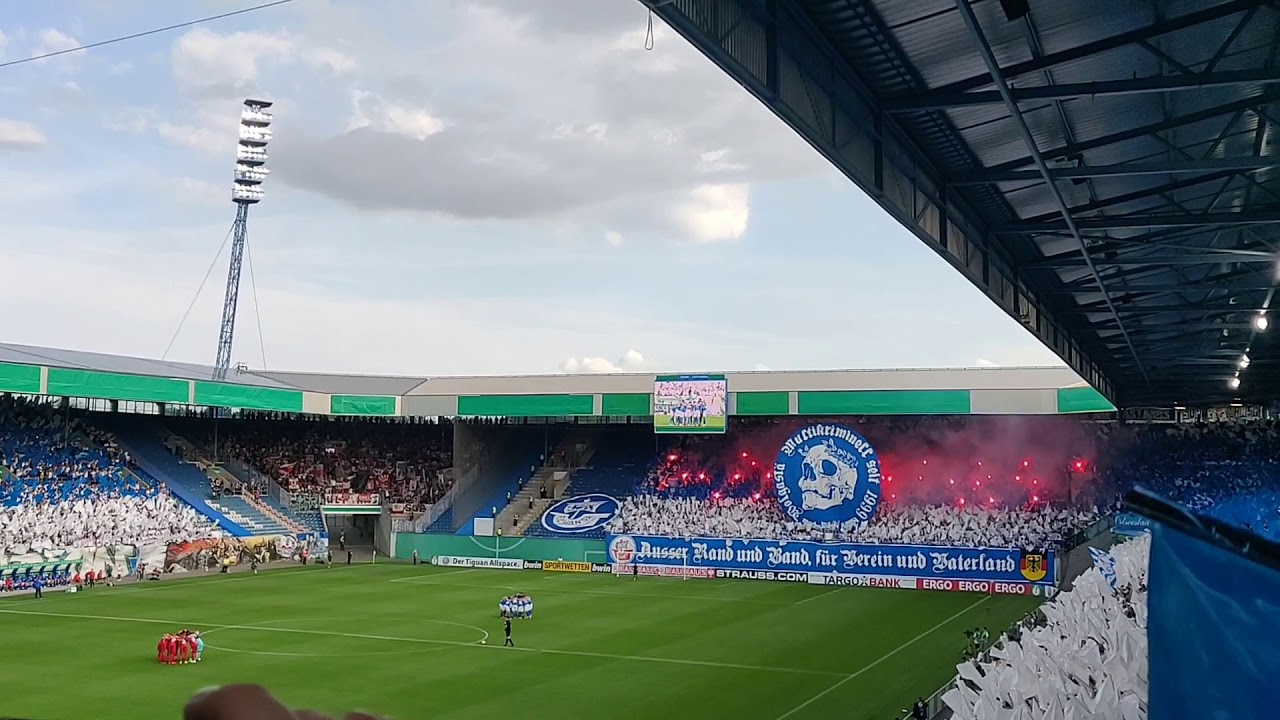 Hansa Rostock vs. VfB Stuttgart Opening Fan Choreo Onkelz DFB Pokal 12.08.2019