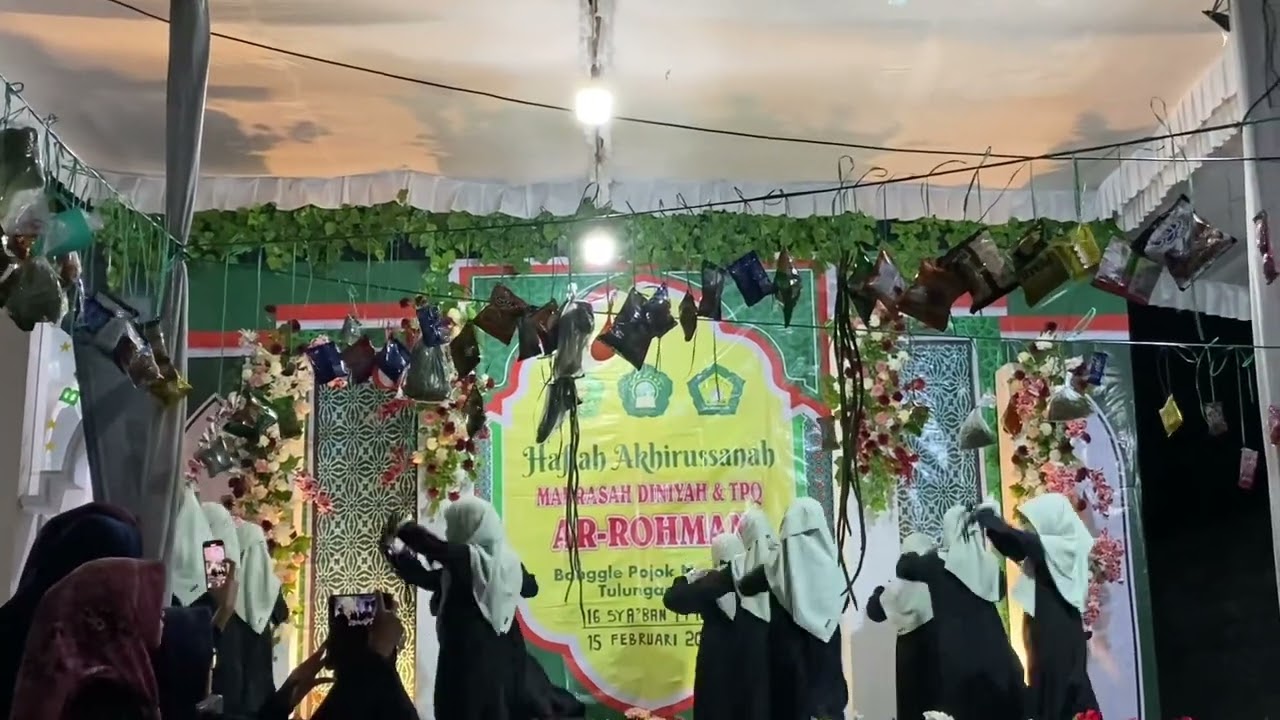 DANCE ARABIC || TARI KREASI ISLAMI || SANTRIWATI MADIN & TPQ AR-ROHMAN NGANTRU TULUNGAGUNG