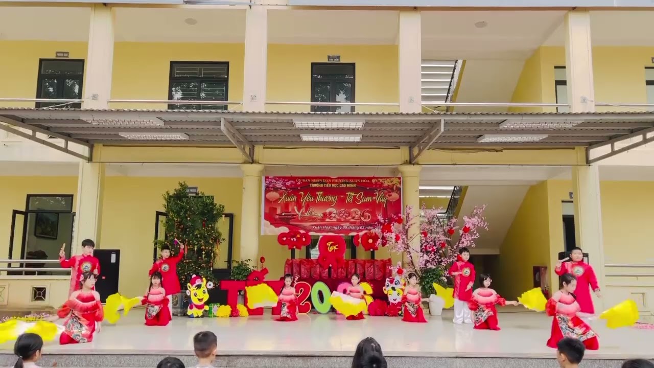 Múa trống hội khai xuân-ngày long phụng.lớp 3a5