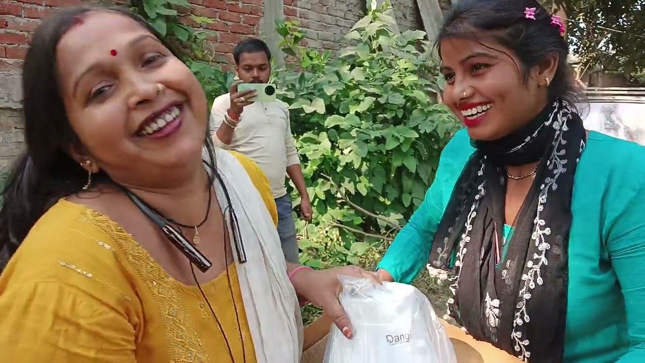 आने वाली है खुशखबरी मंजू मोहन लाजो जौनपुरिया