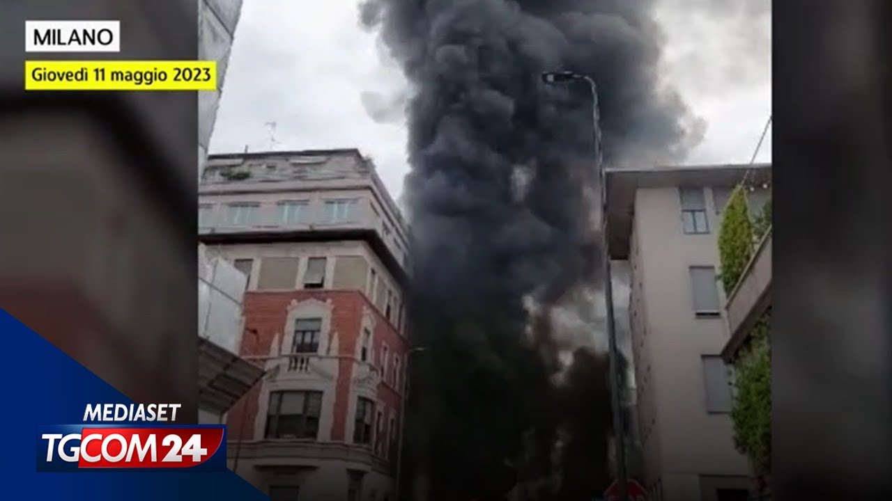 Impressionante incendio a Milano, a fuoco diverse auto in centro