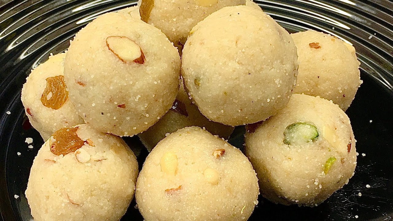 Rava Laddu Recipe | రవ్వ లడ్డు |  Sooji Laddu Recipe 😋 By Azeen Foods | Easy Laddu Recipe