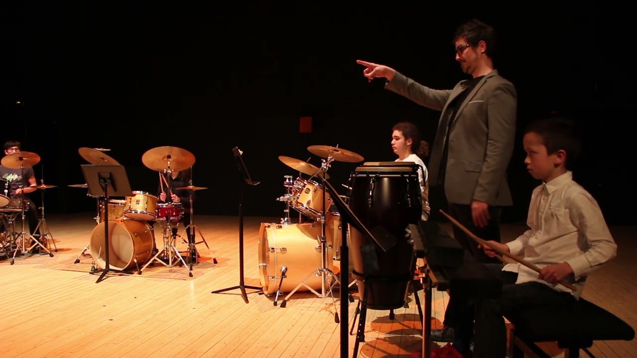 Jazz band (woodblocks, flute, drum set/batterie, sax, congas) 1/2