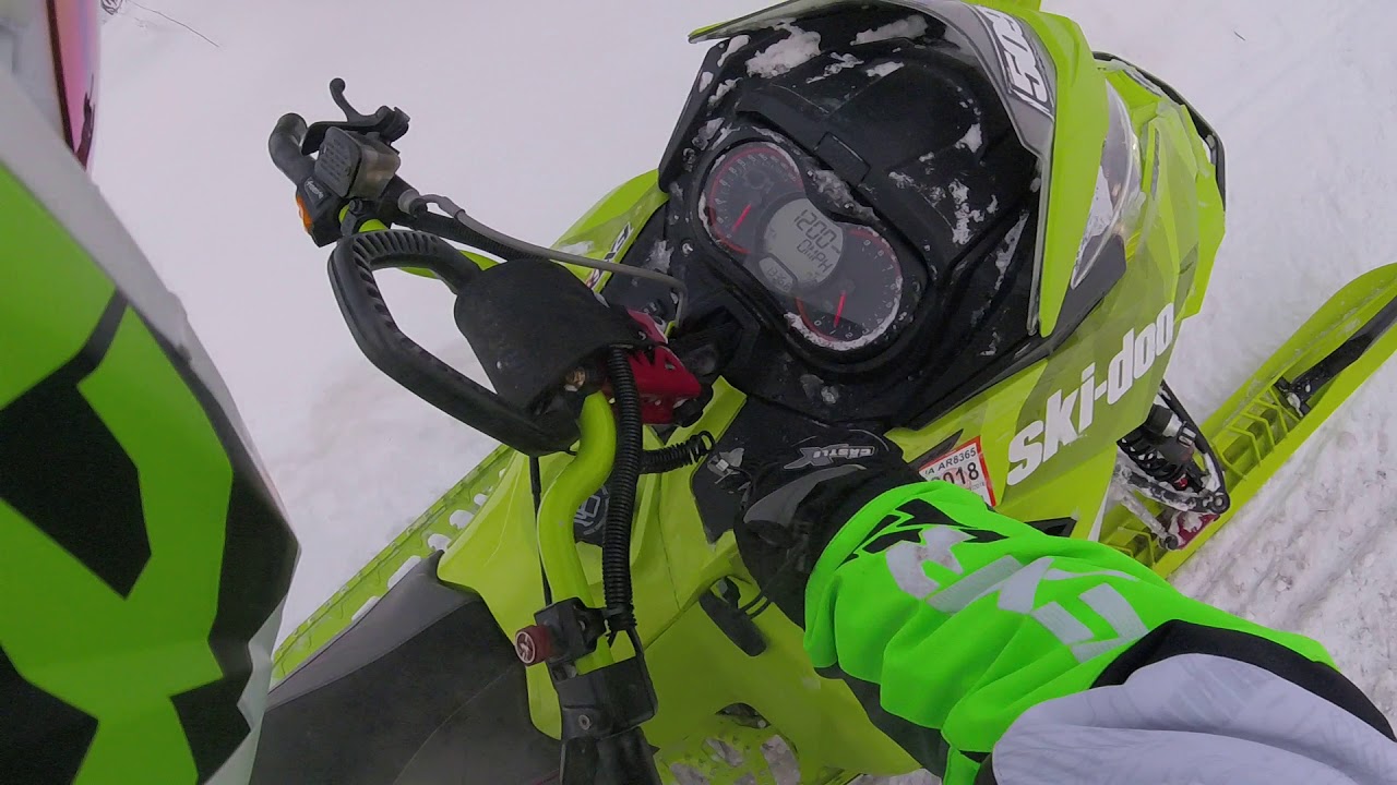 2015 Ski Doo Freeride 146 Jaws Snowmobiling in the UP of Michigan trail riding