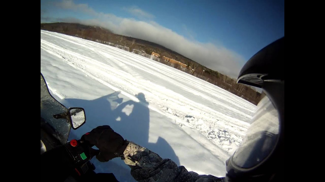 2002 Arctic Cat ZL 600 EFI vs. 2001 Polaris Indy 700 Classic