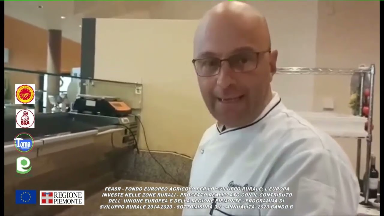 Pizza con Raschera dop e tartufo nero