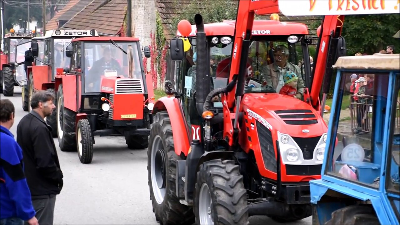 Sraz traktorů ZETOR-Třeštice 2017 spanilá jízda