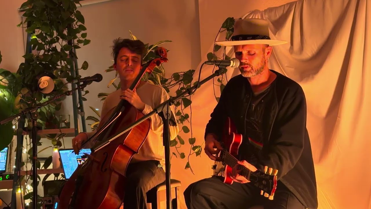 Yoga Shyp – “Tides” (Live) | Cinematic Ambient Performance ft. Emael ( cello )