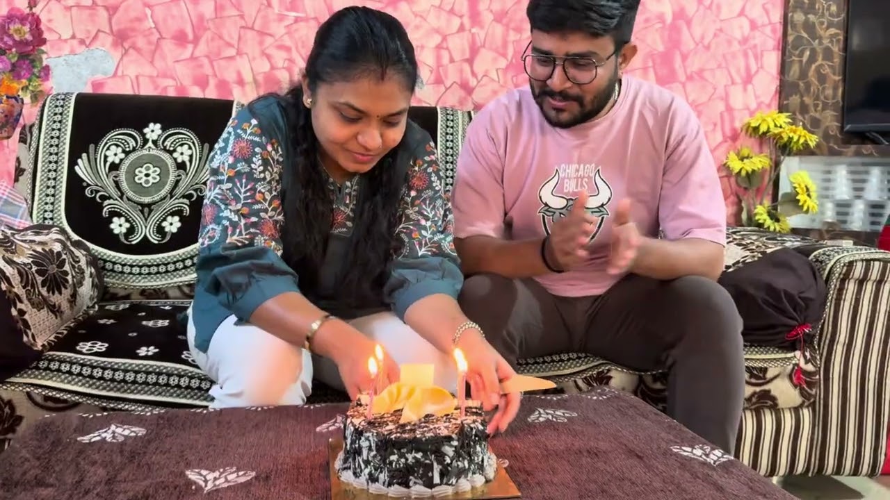 ￼ Urvashi ka birthday🥳