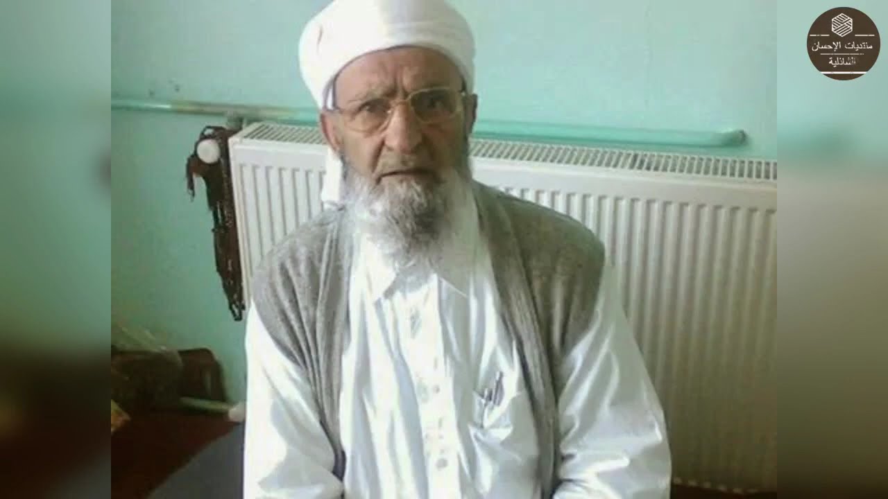 امدح الهادي محمد معدن الاحسان حبه فرض علينا ياذوي العرفان  -- حلب جامع سيدنا ابراهيم الخليل