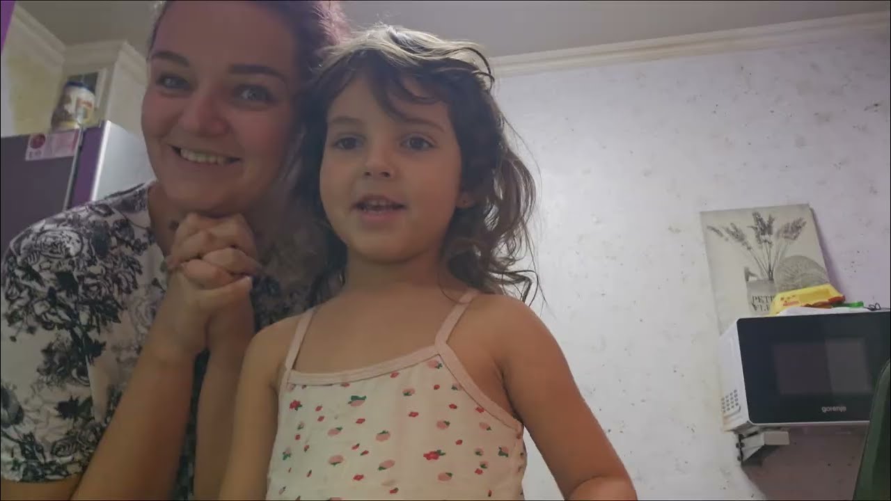 Мама Афина заболели / Готовим себе обед/Mom Athena got sick / We are preparing lunch for ourselves