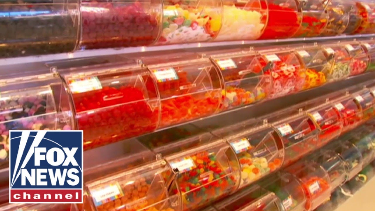 Why is the FDA banning artificial coloring red three in food?