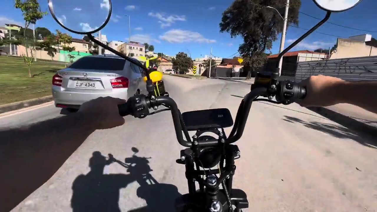 SCOOTER ELÉTRICA EM DETALHES