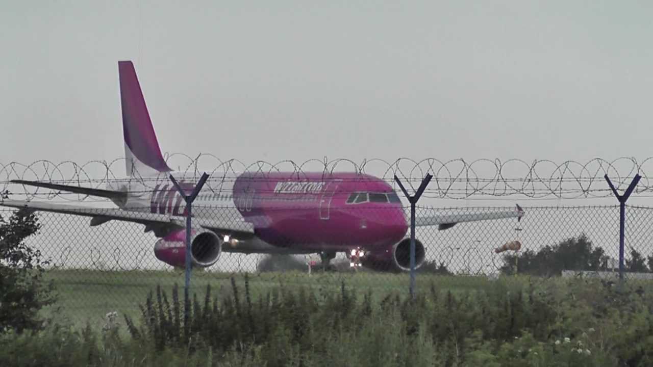 Wizz Air - take-off Prague Airport LKPR