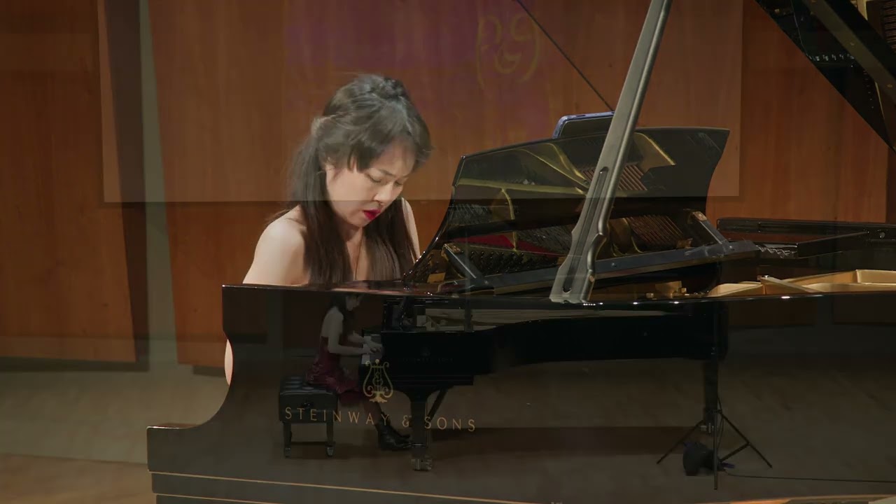 Mari Kawamura plays Karen Tanaka's Rose Crystal