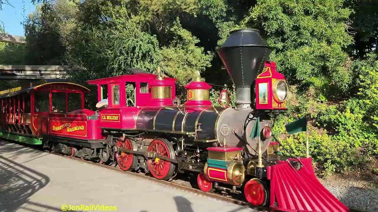 12/19/25 The Disneyland Railroad: A glimpse of 4 trains in use