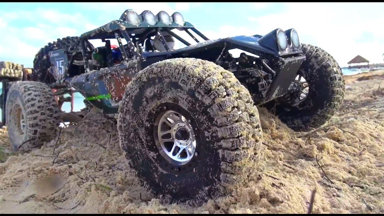 RC ADVENTURES - Vaterra Twin Hammers RTR & RC4WD Trail Finder 2 - in MEXiCO!