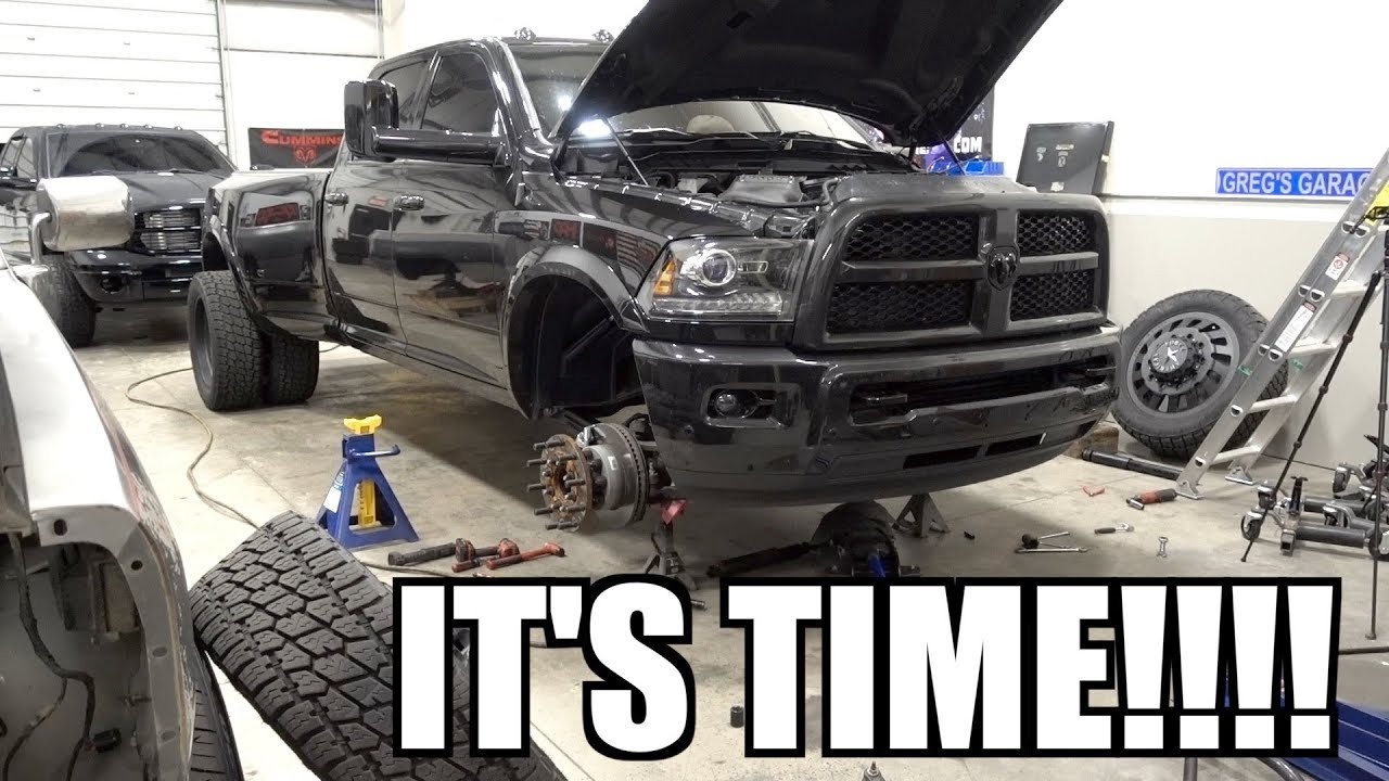 KING 2.5 SHOCKS INSTALLED ON OUR CUMMINS!!! THIS IS BADA$$!!!