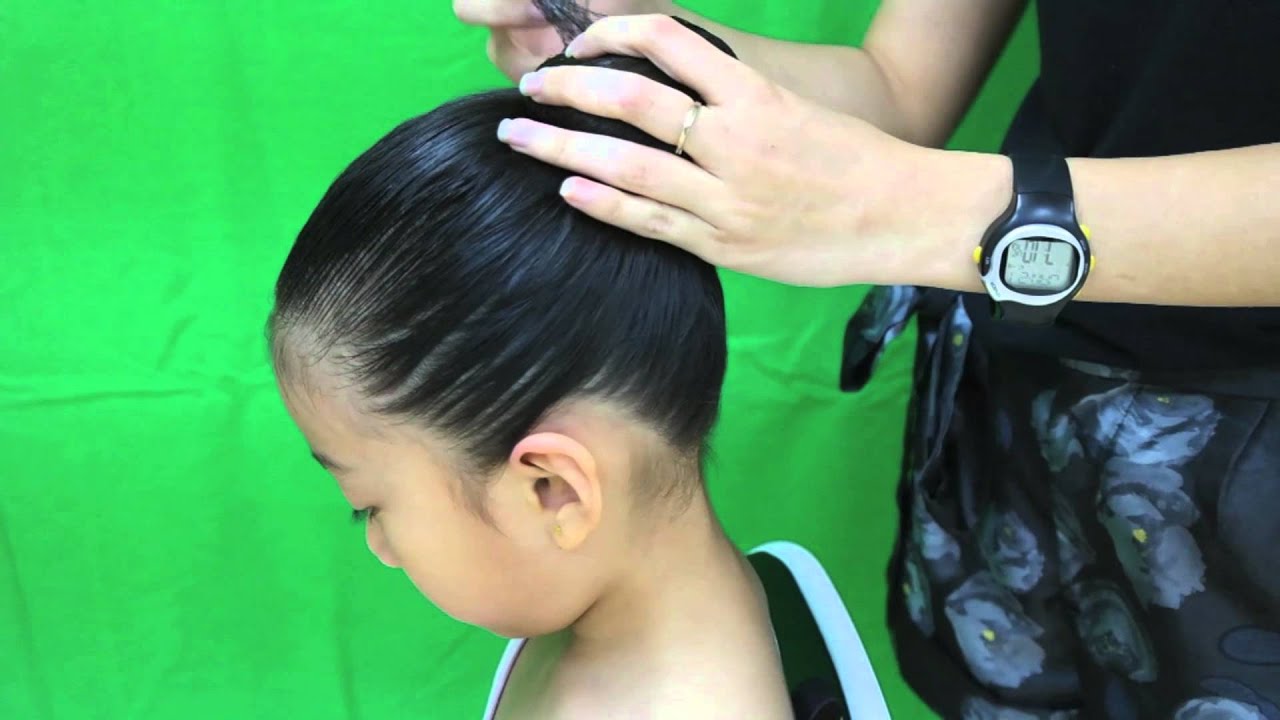 Ballet Bun Tutorial