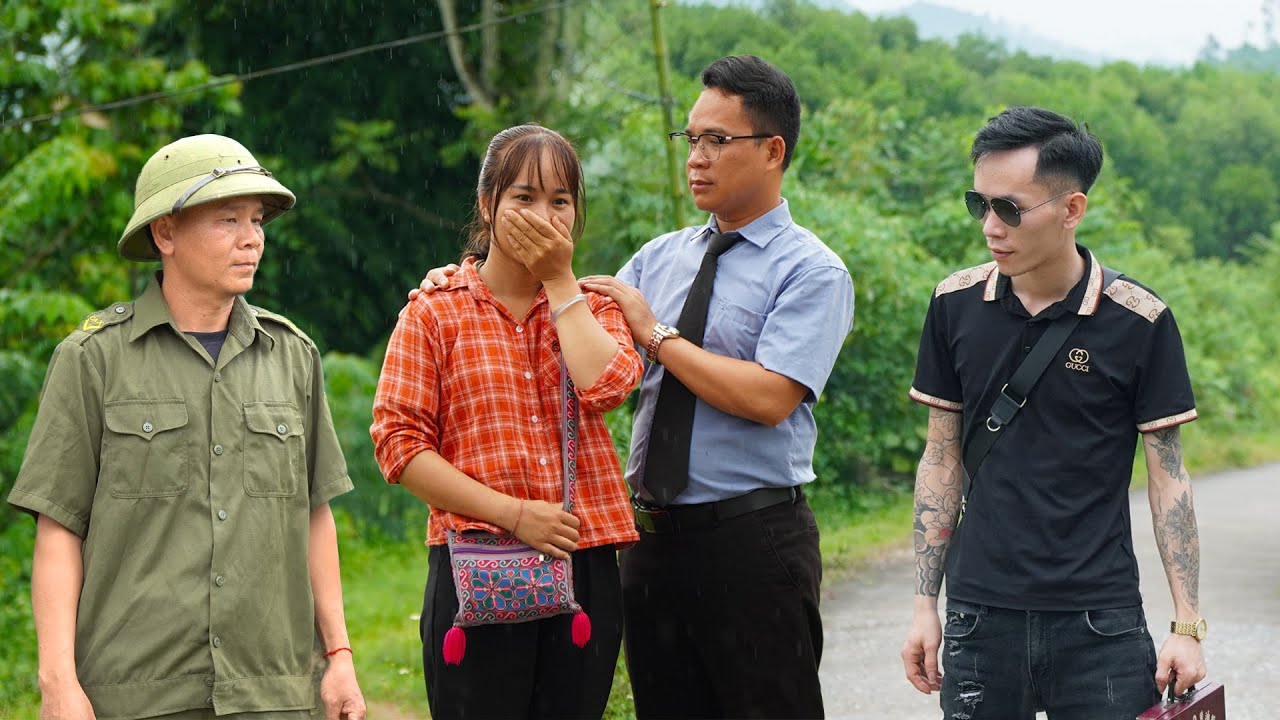 CEO Long and Anna: The Gangster Threatens Anna because her is Afraid she Will Discover the Secret.