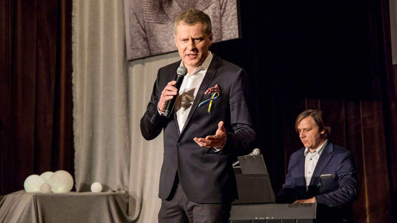 Krzysztof Respondek - muzyczny prezent na Dzień Kobiet
