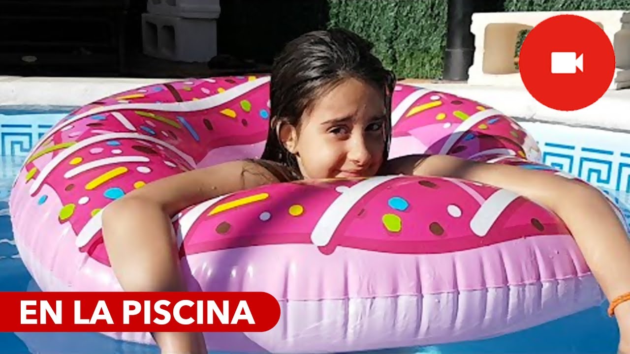 Jugando en el agua con mi padre. ABY EN DIRECTO