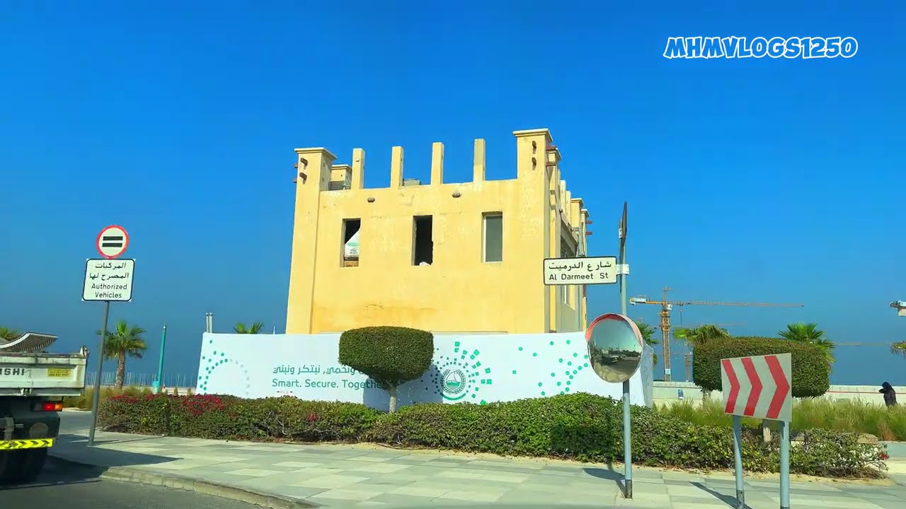 Umm Suqeim Beach Drive | Dubai Coastal Road Trip 4K 🚗🌊 || 20 October 2024