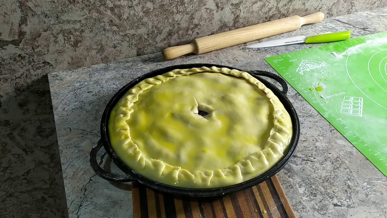 уха и рыбный пирог в русской печи