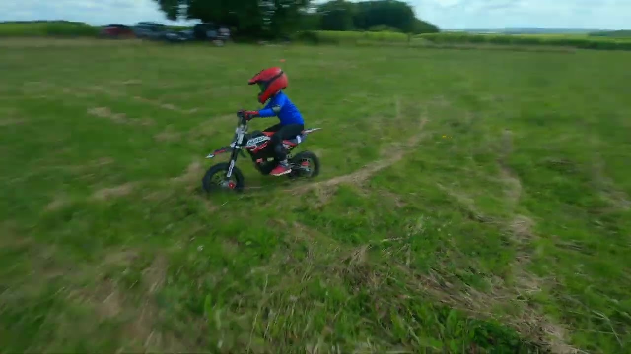 Na&euml;lya & Enz&iuml;o dirt 500W gopro V2