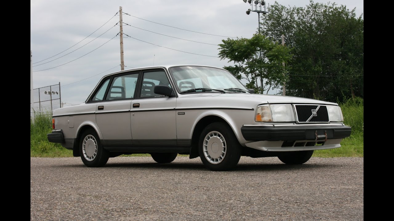 1990 Volvo 240 DL Silver Slideshow
