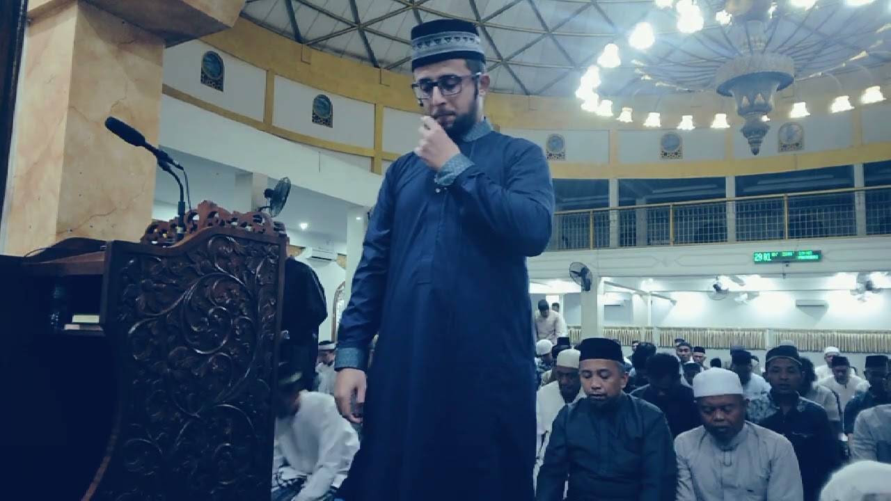 SHOLAT ISYA BERJAMAAH BERSAMA IMAM DARI PALESTINA SYEIKH ABDUL KARIM DI MASJID SYUHADA TANAH GROGOT 