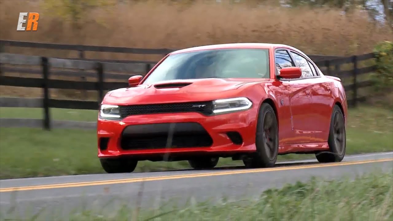 2015 SRT Charger Hellcat 707 hp Road and Track Review - Getting Groceries at 204 mph