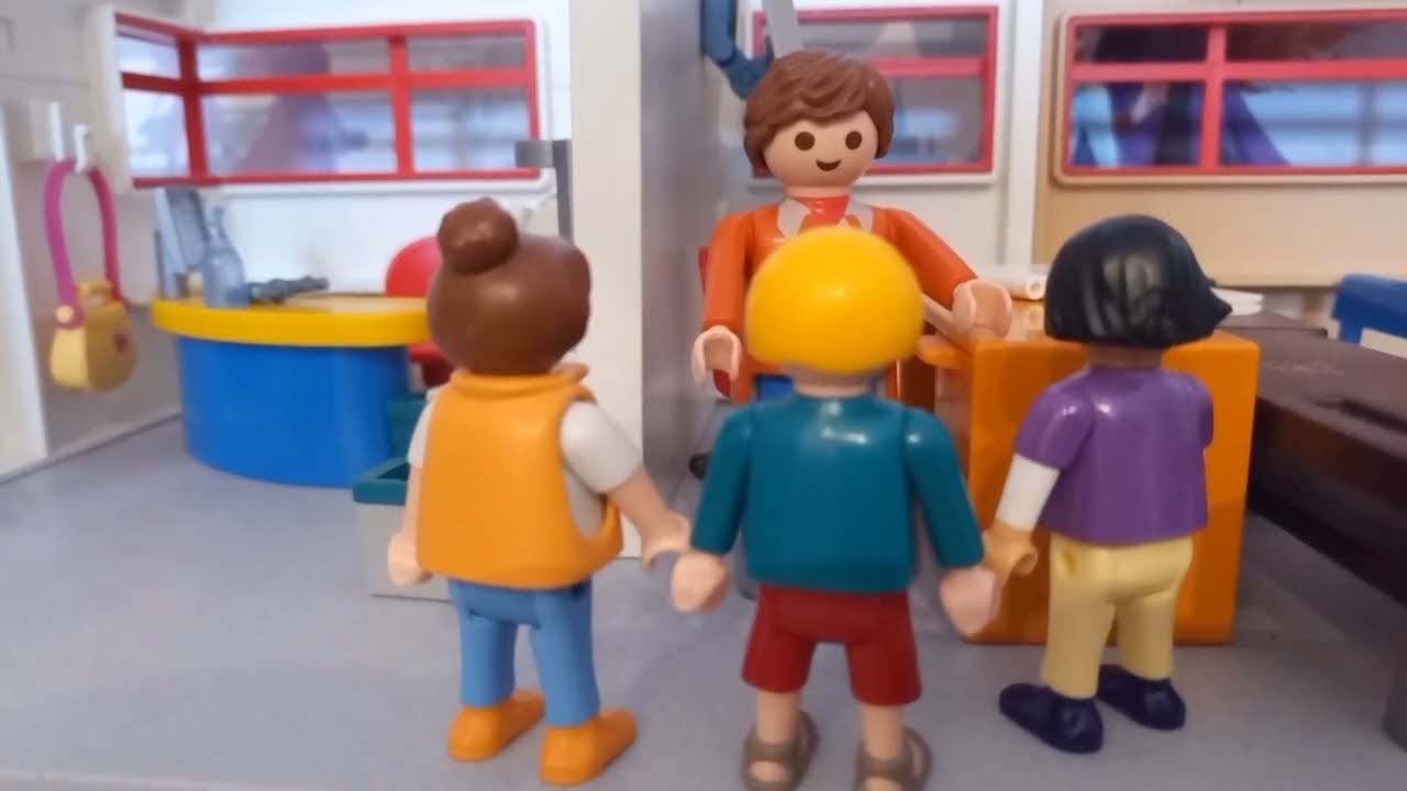 Le harcèlement scolaire 🖐️🛑✖️ #playmobil #stopauharcelement #harcelementscolaire
