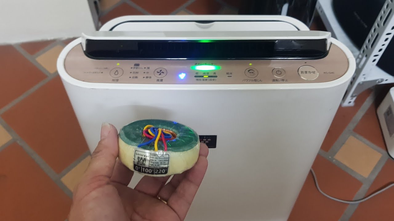 Hướng dẫn cách đổi điện cho máy lọc không khí Sharp.