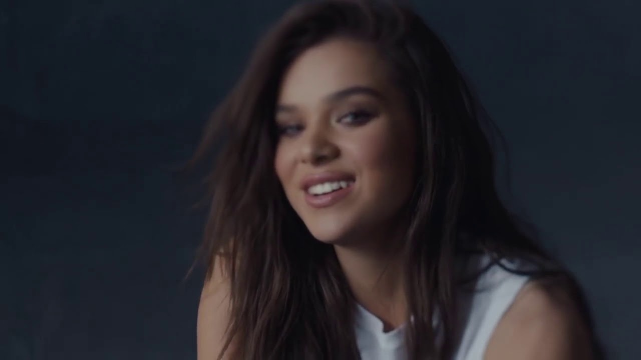 Hailee Steinfeld - Most Girls (reversed backwards)