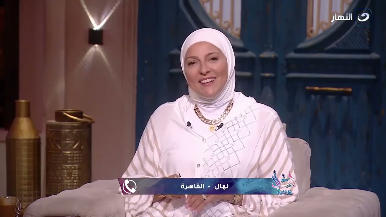 متصلة تنـ ـهار من البـ ـكاء : 